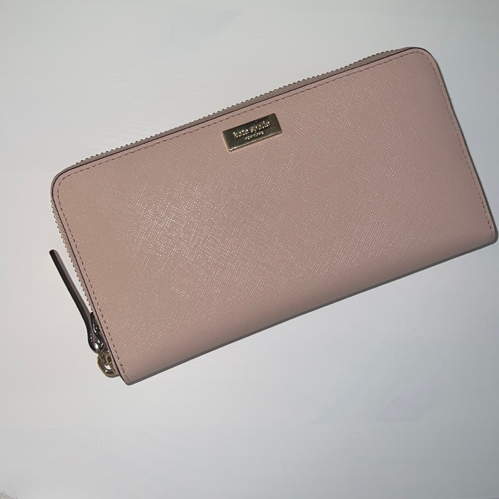 Kate Spade Zip Wallet Mauve